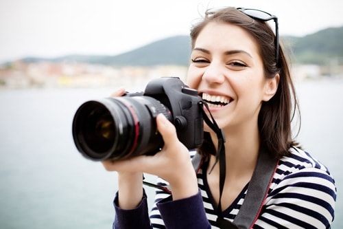 Comment devenir photographe professionnel (Guide 2024)