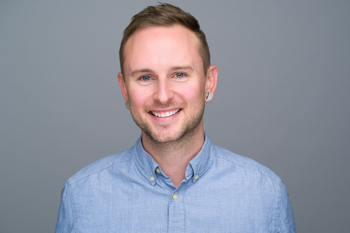 Edmonton Headshot Photographer for LinkedIn Profile Photo